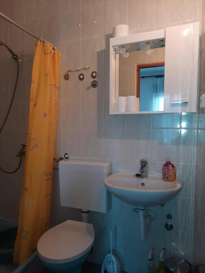 Marovito Apartment Supetarska Draga Bagian luar foto