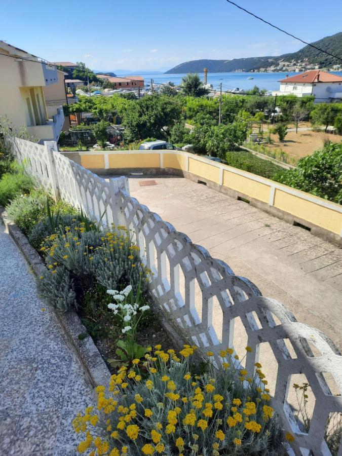 Marovito Apartment Supetarska Draga Bagian luar foto